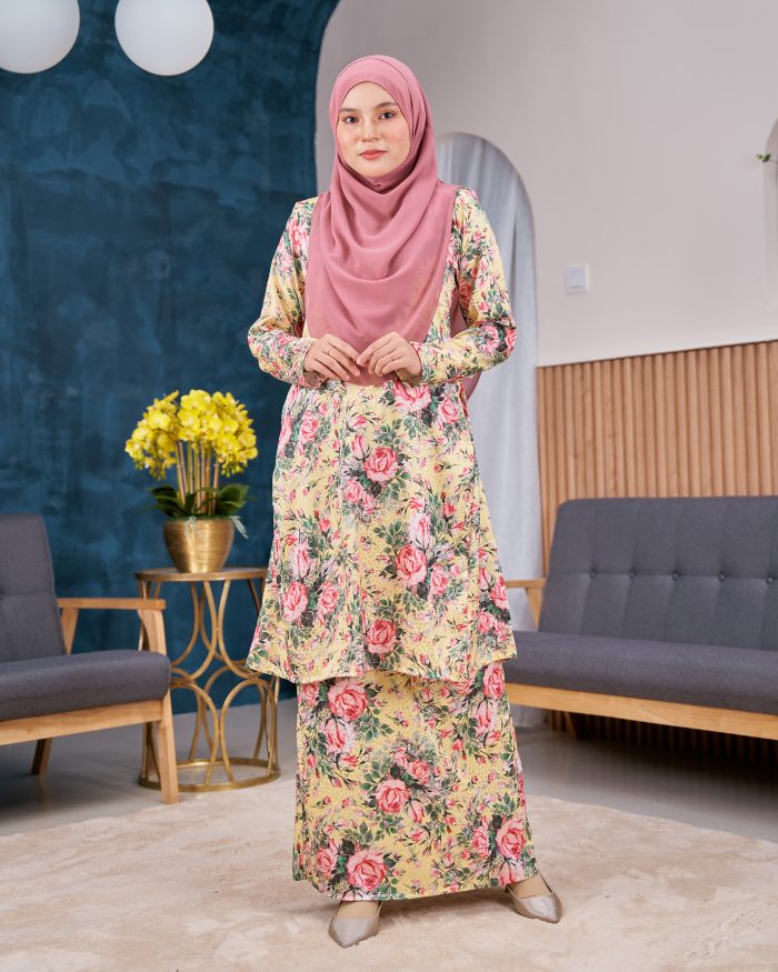 Baju Kurung Pahang Sarina - Rosie Yellow - Image 3