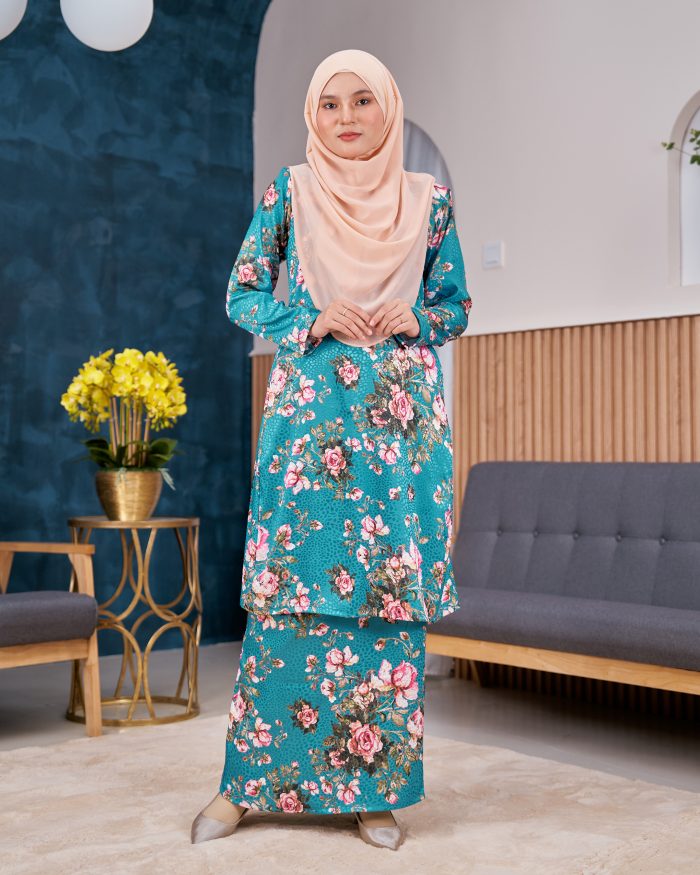 Baju Kurung Pahang Sarina - Turquoise - Image 3