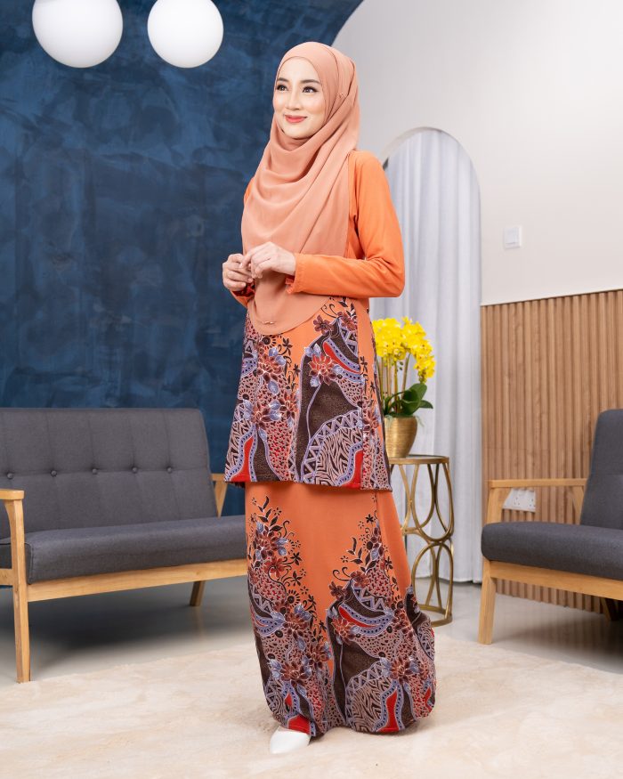 Baju Kurung Moden Batik Sultanah - Begonia Monarch Brick