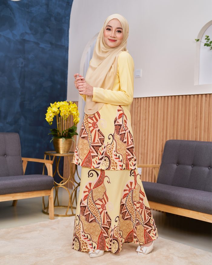 Baju Kurung Moden Batik Sultanah - Sumatera Pastel Yellow