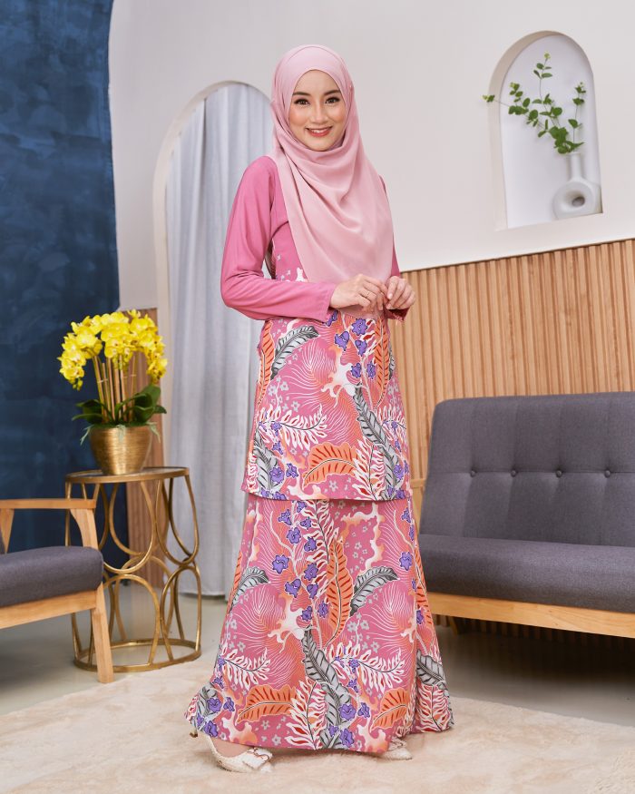 Baju Kurung Moden Batik Sultanah - Teruntum Thistle Pink