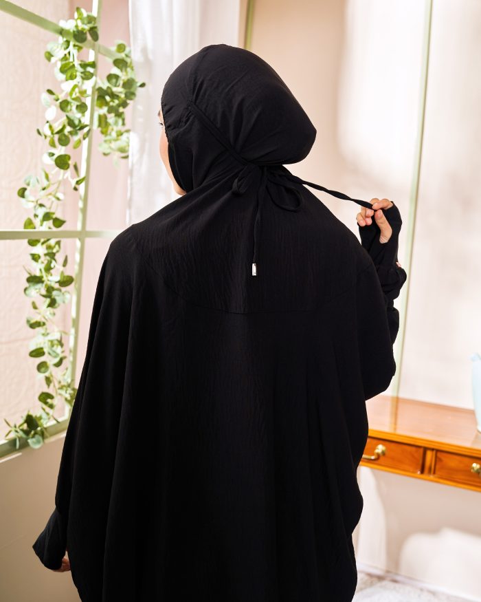 Telekung Larifah - Matte Black - Image 4