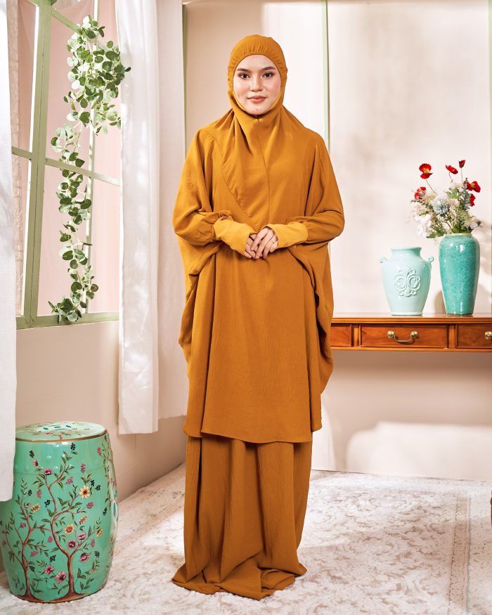 Telekung Larifah - Canary Gold - Image 4