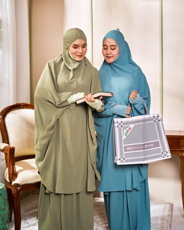 Telekung Larifah - Crisp White - Image 5