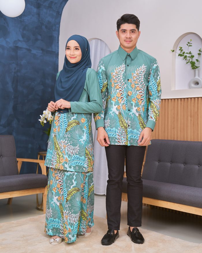 Baju Kurung Moden Batik Sultanah - Teruntum Spearmint - Image 6