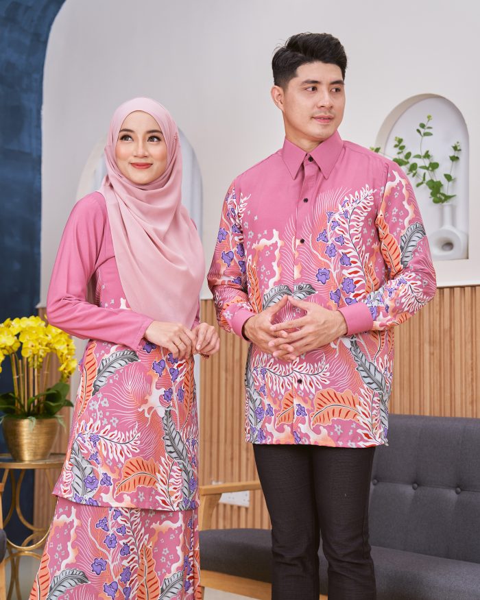 Baju Kurung Moden Batik Sultanah - Teruntum Thistle Pink - Image 5