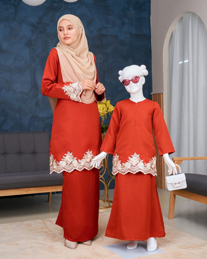 Baju Kurung Lace Safaira Kids - Terracotta - Image 4