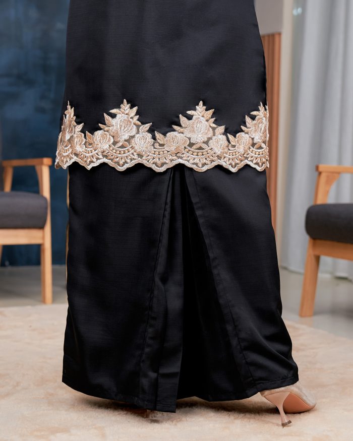 Baju Kurung Lace Safaira - Jet Black - Image 4