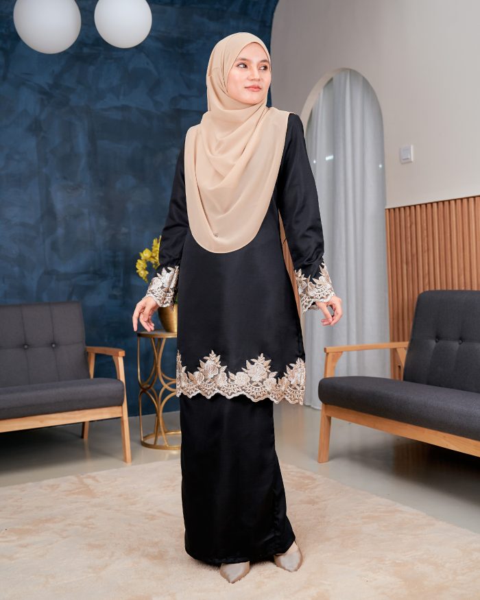 Baju Kurung Lace Safaira - Jet Black - Image 2