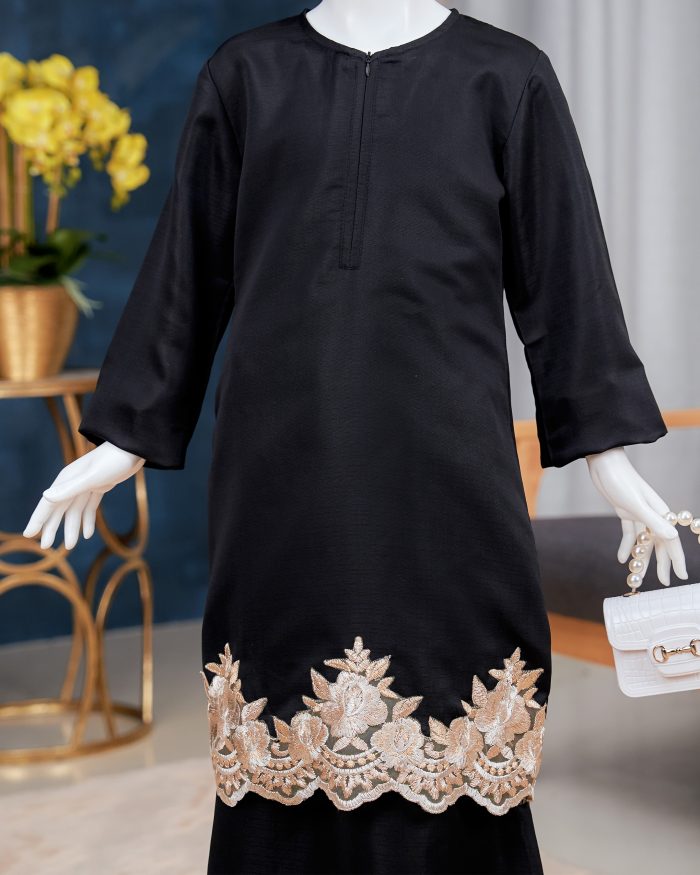 Baju Kurung Lace Safaira Kids - Jet Black - Image 2