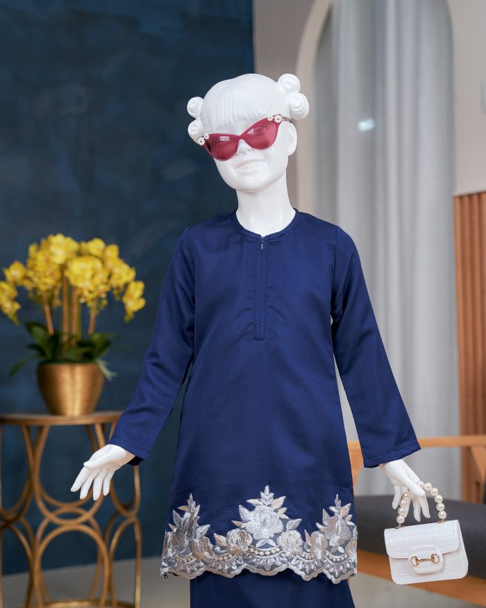 Baju Kurung Lace Safaira Kids - Navy Blue - Image 2