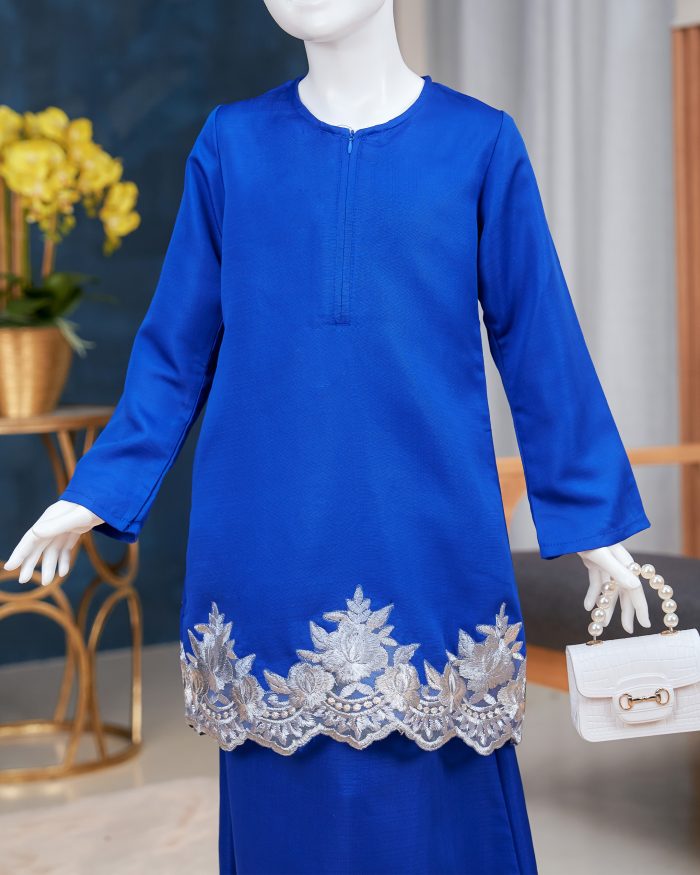 Baju Kurung Lace Safaira Kids - Royal Blue - Image 2