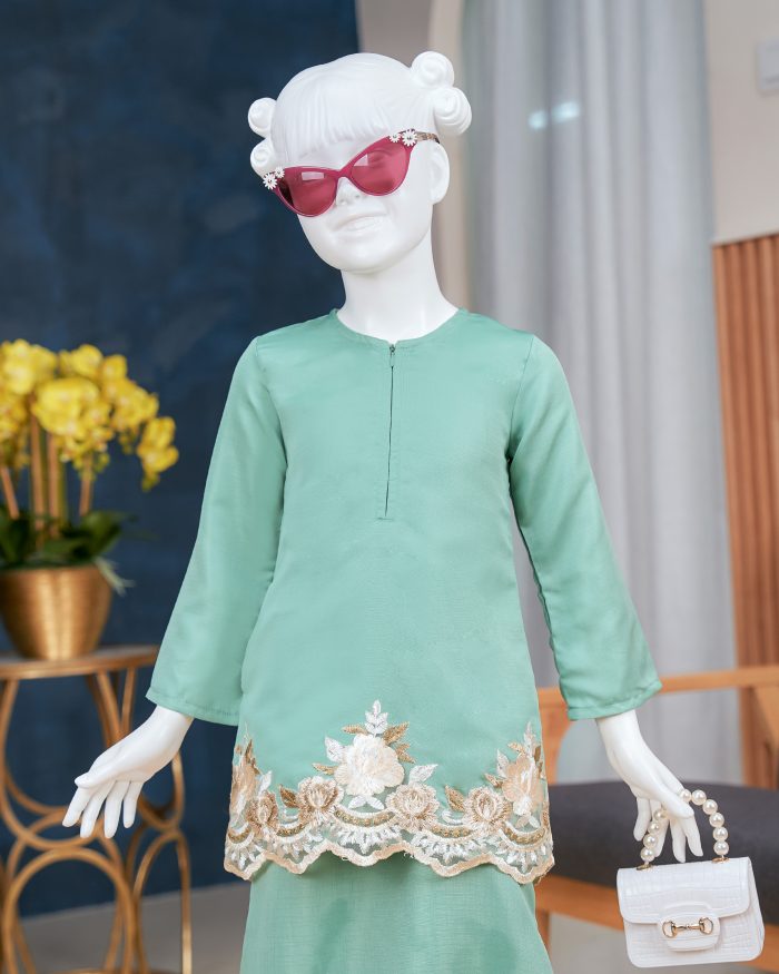 Baju Kurung Lace Safaira Kids - Seafoam Green - Image 2