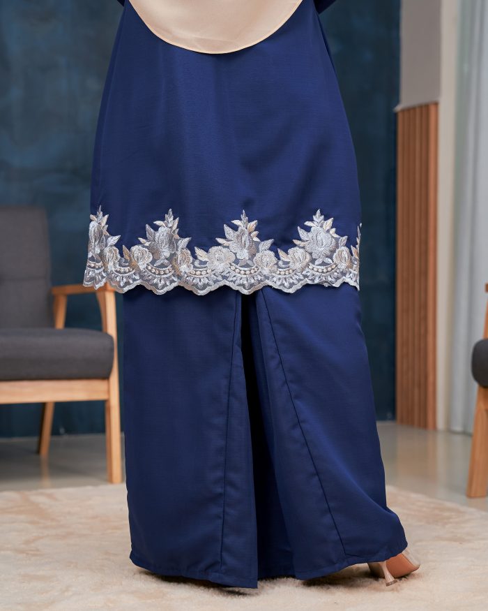 Baju Kurung Lace Safaira - Navy Blue - Image 4