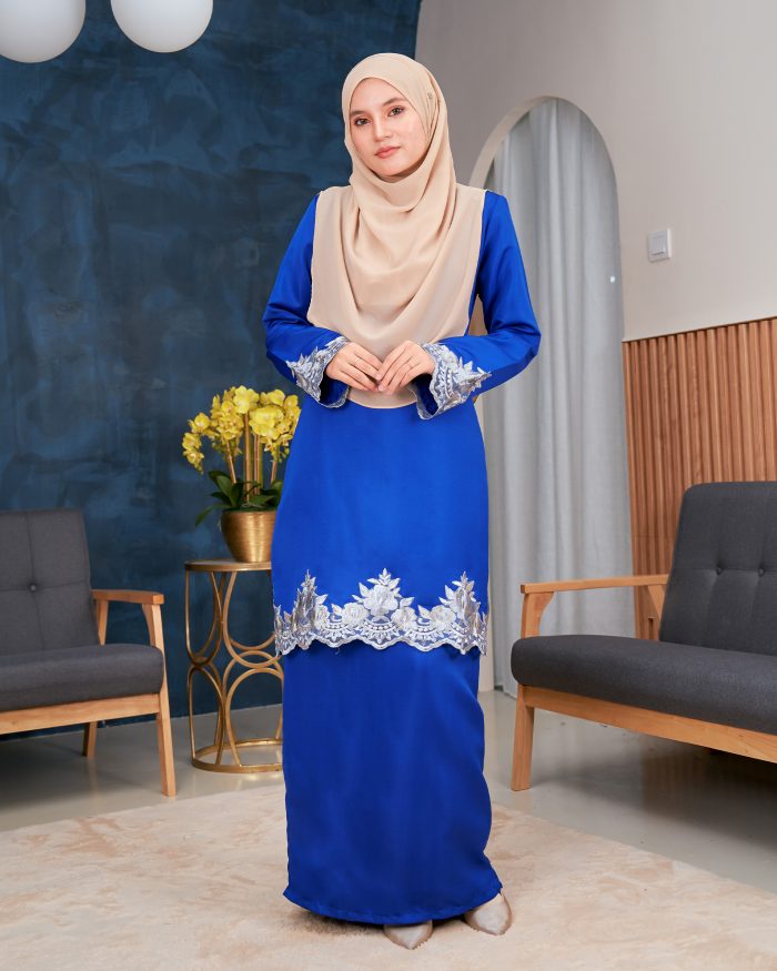 Baju Kurung Lace Safaira - Royal Blue - Image 2