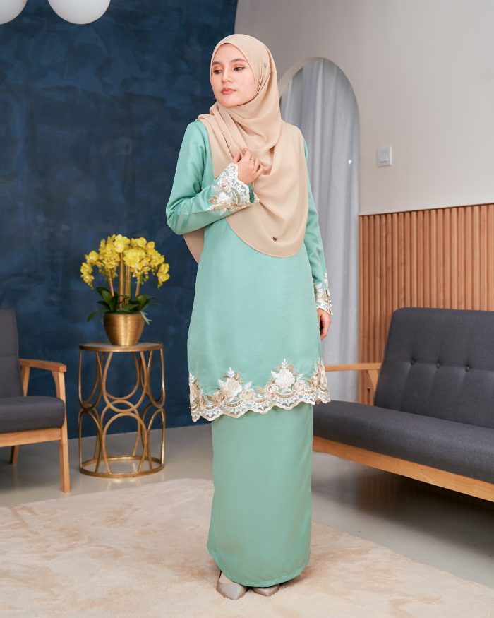 Baju Kurung Lace Safaira - Seafoam Green - Image 2