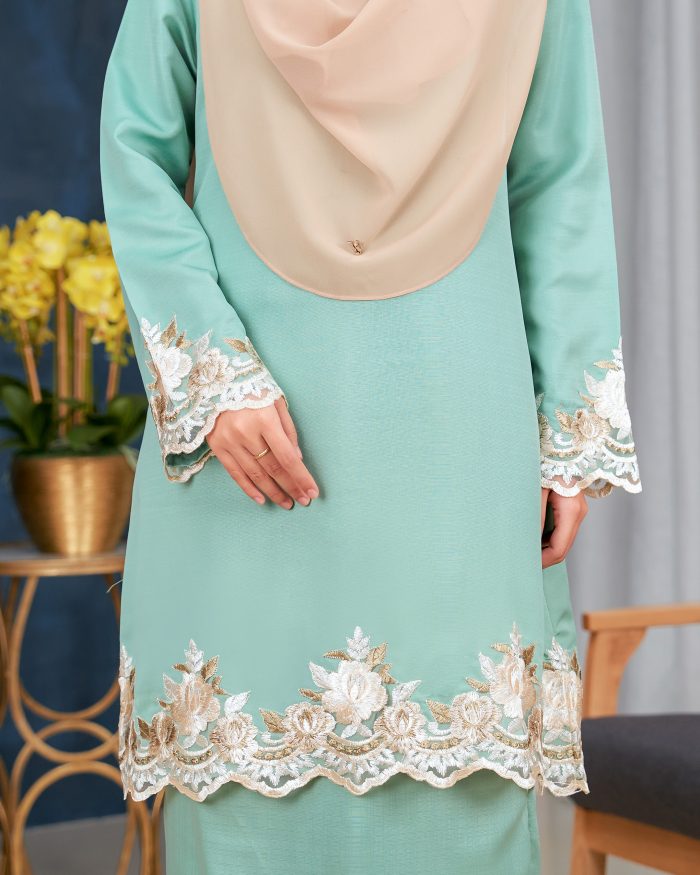 Baju Kurung Lace Safaira - Seafoam Green - Image 5