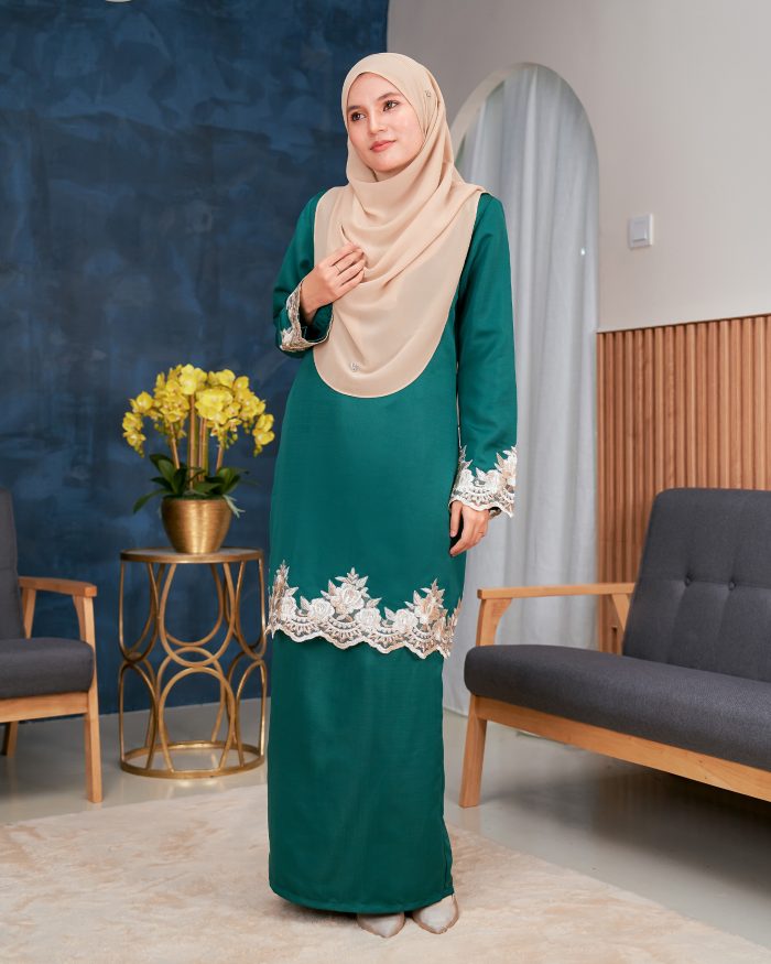 Baju Kurung Lace Safaira - Teal Green - Image 2