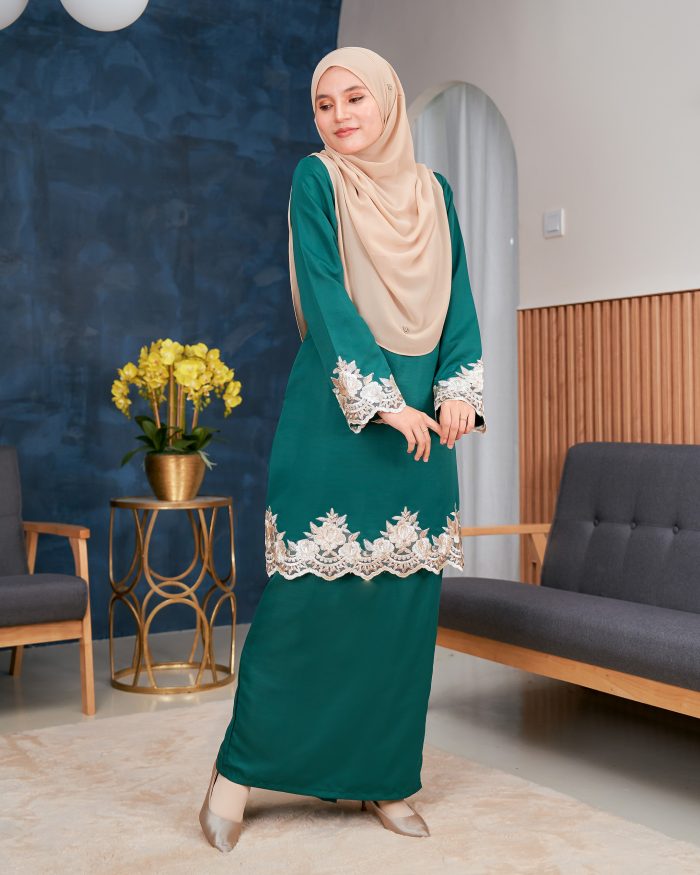 Baju Kurung Lace Safaira - Teal Green