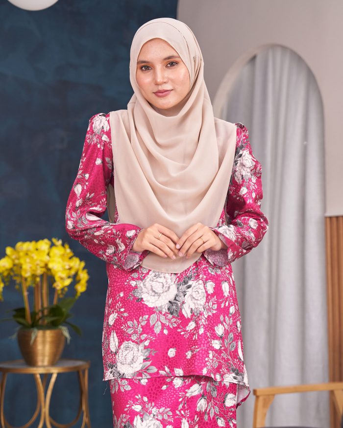 Baju Kurung Moden Puffy Salwa - Bloom Hot Pink - Image 4