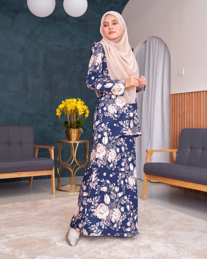 Baju Kurung Moden Puffy Salwa - Bloom Navy Blue