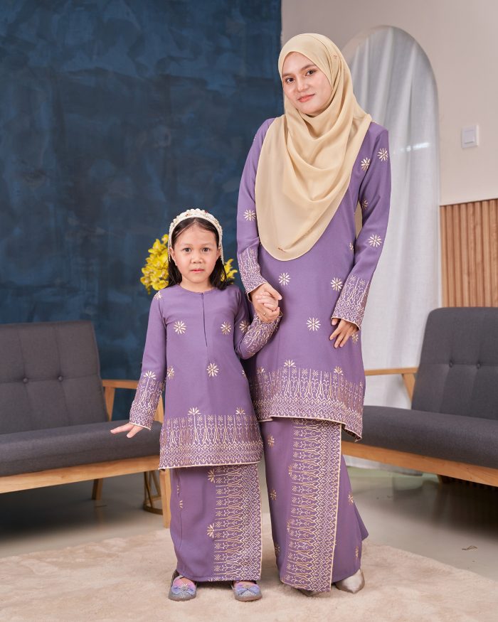 Baju Kurung Riau Sulam Songket Puteri Hang Li Po - Seroja Dusty Purple - Image 6