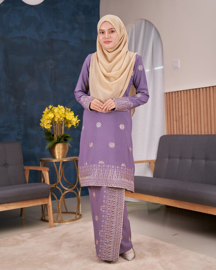 Baju Kurung Riau Sulam Songket Puteri Hang Li Po - Seroja Dusty Purple - Image 3