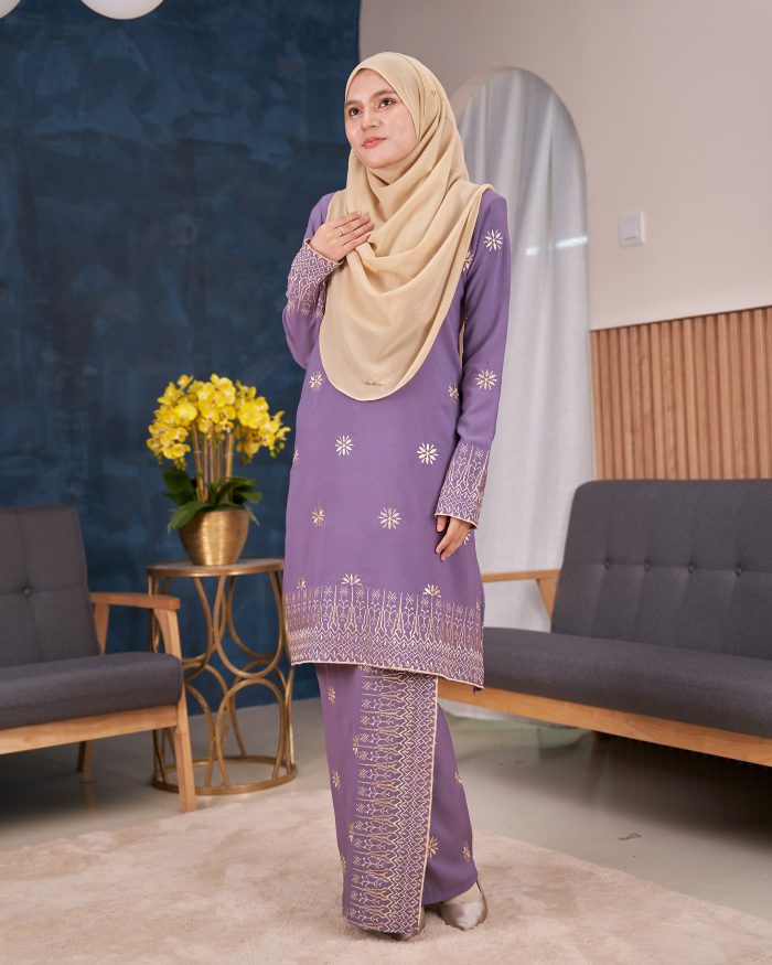 Baju Kurung Riau Sulam Songket Puteri Hang Li Po - Seroja Dusty Purple - Image 2