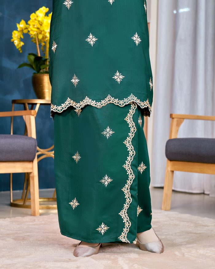 Baju Kurung Sulam Songket Tun Lestari - Cempaka Green - Image 5