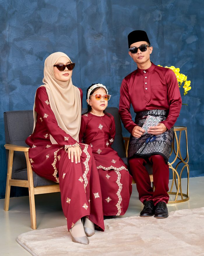 Baju Kurung Sulam Songket Tun Lestari - Cempaka Maroon - Image 10