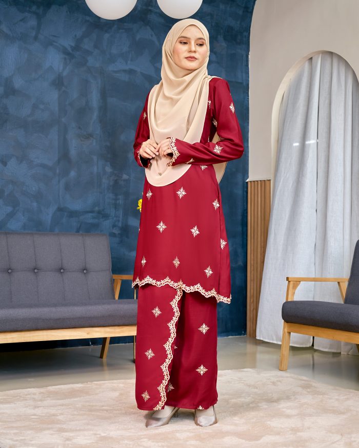 Baju Kurung Sulam Songket Tun Lestari - Cempaka Maroon - Image 2