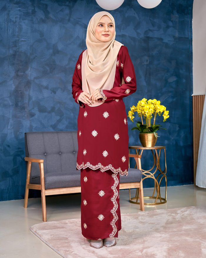 Baju Kurung Sulam Songket Tun Lestari - Melur Red - Image 3