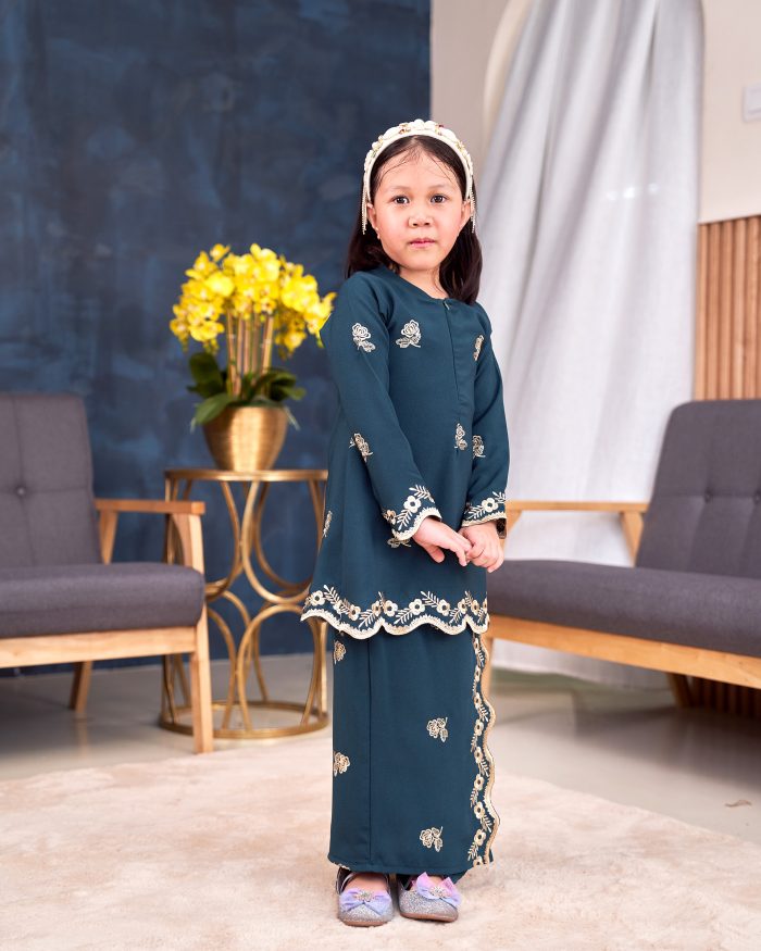 Baju Kurung Riau Sulam Songket Puteri Hang Li Po Kids - Mawar Emerald Green