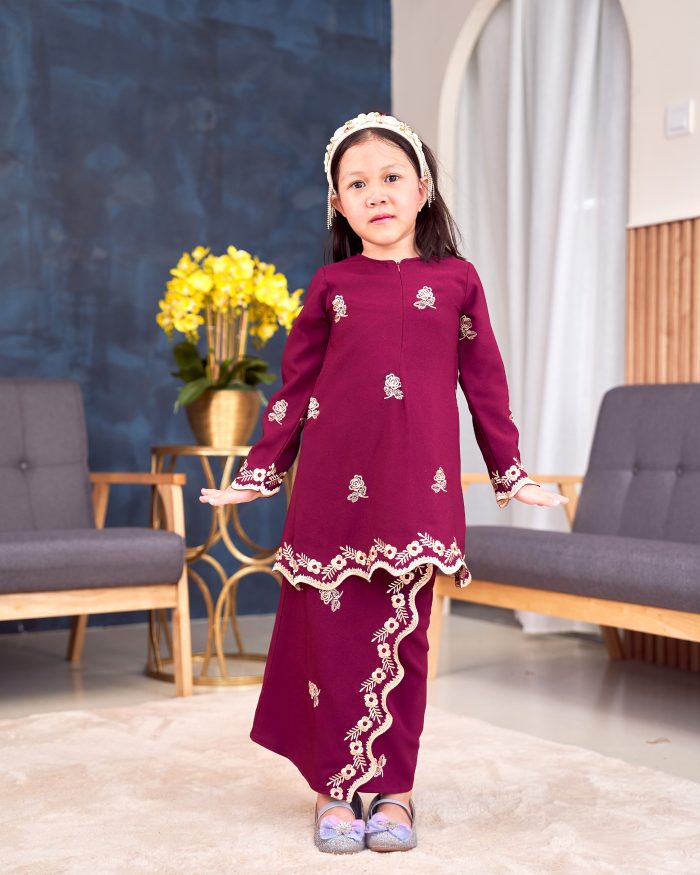 Baju Kurung Riau Sulam Songket Puteri Hang Li Po Kids - Mawar Maroon - Image 3