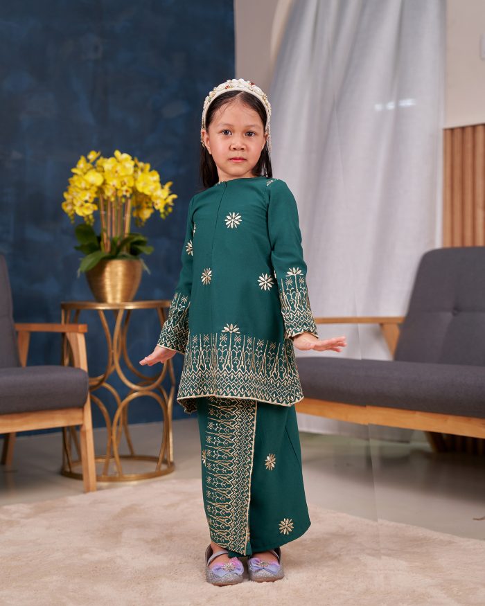 Baju Kurung Riau Sulam Songket Puteri Hang Li Po Kids - Seroja Emerald Green