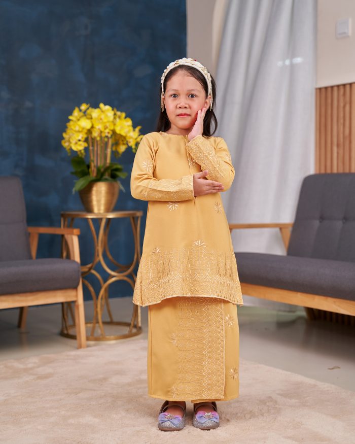 Baju Kurung Riau Sulam Songket Puteri Hang Li Po Kids - Seroja Yellow - Image 3