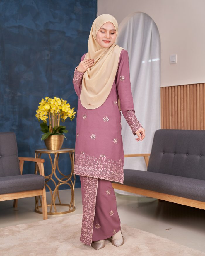 Baju Kurung Riau Sulam Songket Puteri Hang Li Po - Seroja Purple Mauve