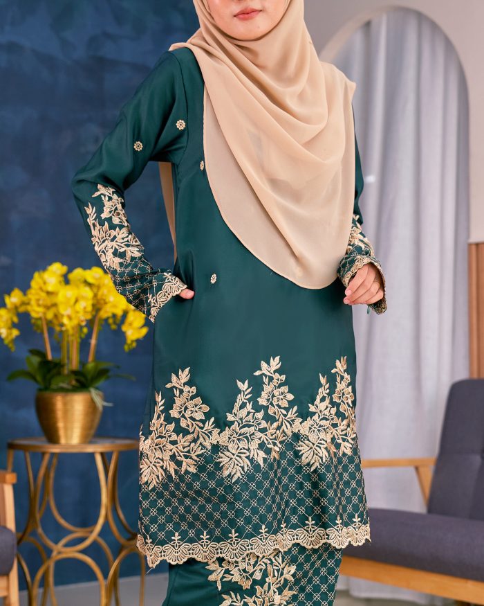 Baju Kurung Sulam Songket Tun Lestari - Kuntum Green - Image 6