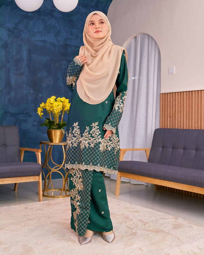 Baju Kurung Sulam Songket Tun Lestari - Kuntum Green - Image 2