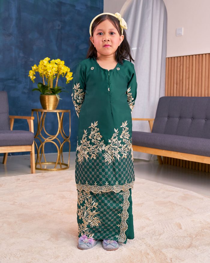 Baju Kurung Sulam Songket Tun Lestari Kids - Kuntum Green - Image 3