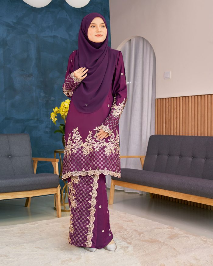 Baju Kurung Sulam Songket Tun Lestari - Kuntum Purple - Image 2