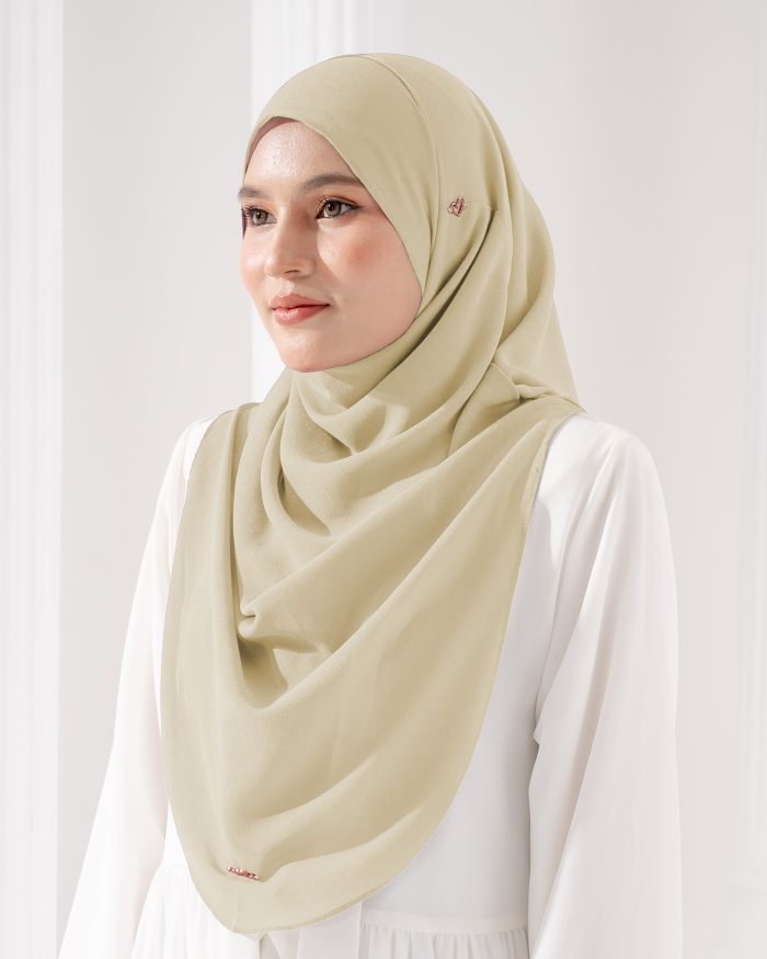 Tudung Sarung Instant Chiffon Lustia (L) - Corn Yellow