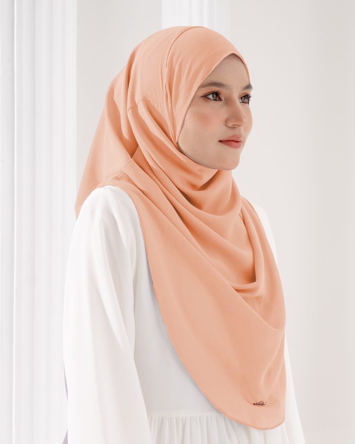 Tudung Sarung Instant Chiffon Lustia (L) - Light Apricot - Image 3