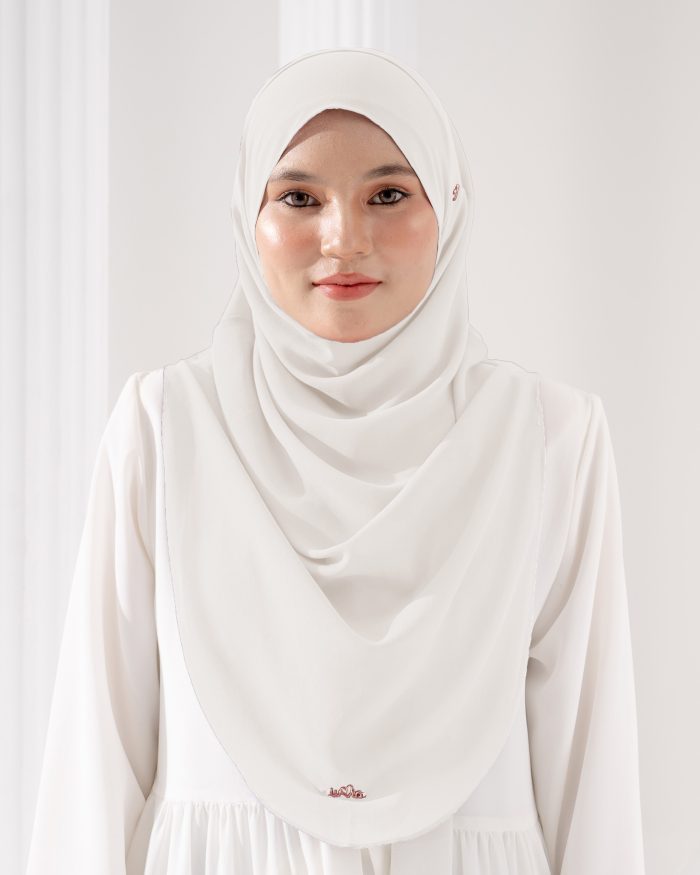 Tudung Sarung Instant Chiffon Lustia (L) - Off White - Image 2