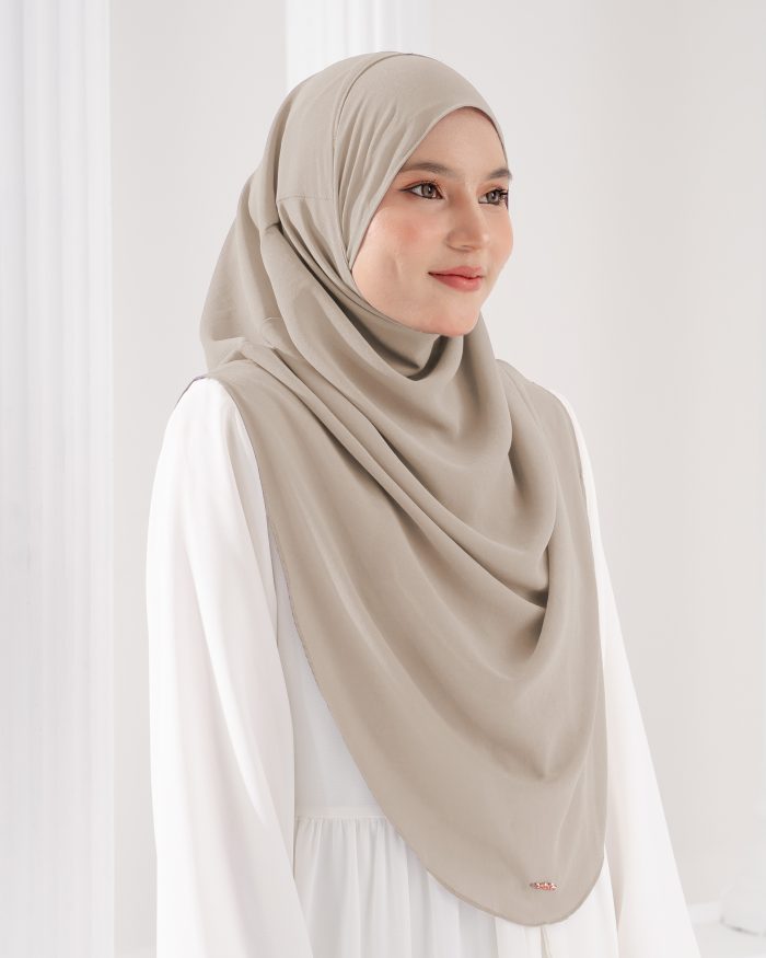 Tudung Sarung Instant Chiffon Lustia (XL) - Browish - Image 3
