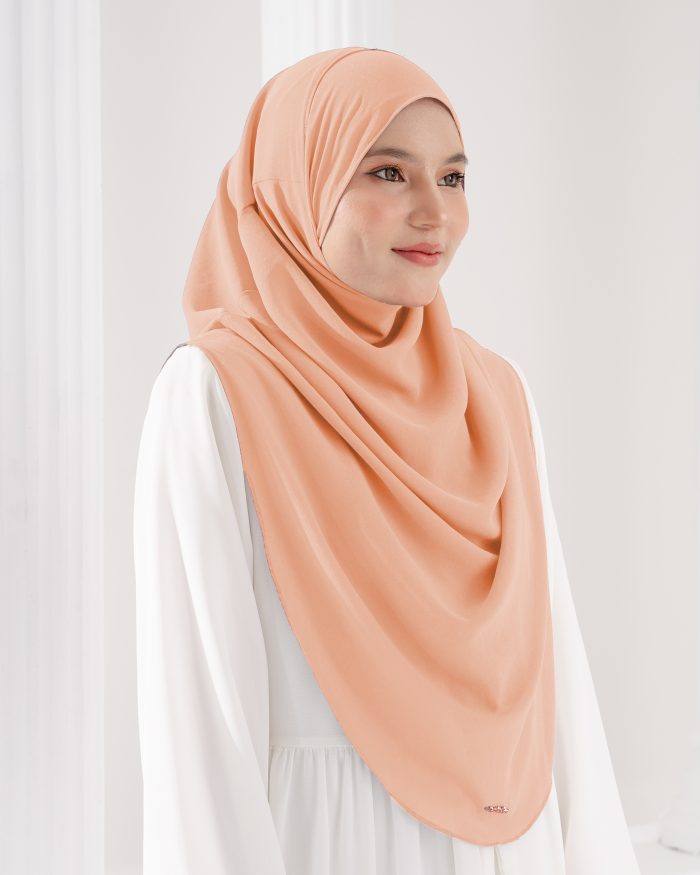 Tudung Sarung Instant Chiffon Lustia (XL) - Light Apricot - Image 3