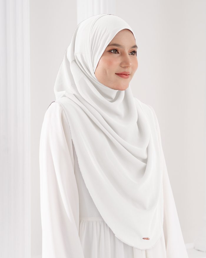 Tudung Sarung Instant Chiffon Lustia (XL) - Off White - Image 3