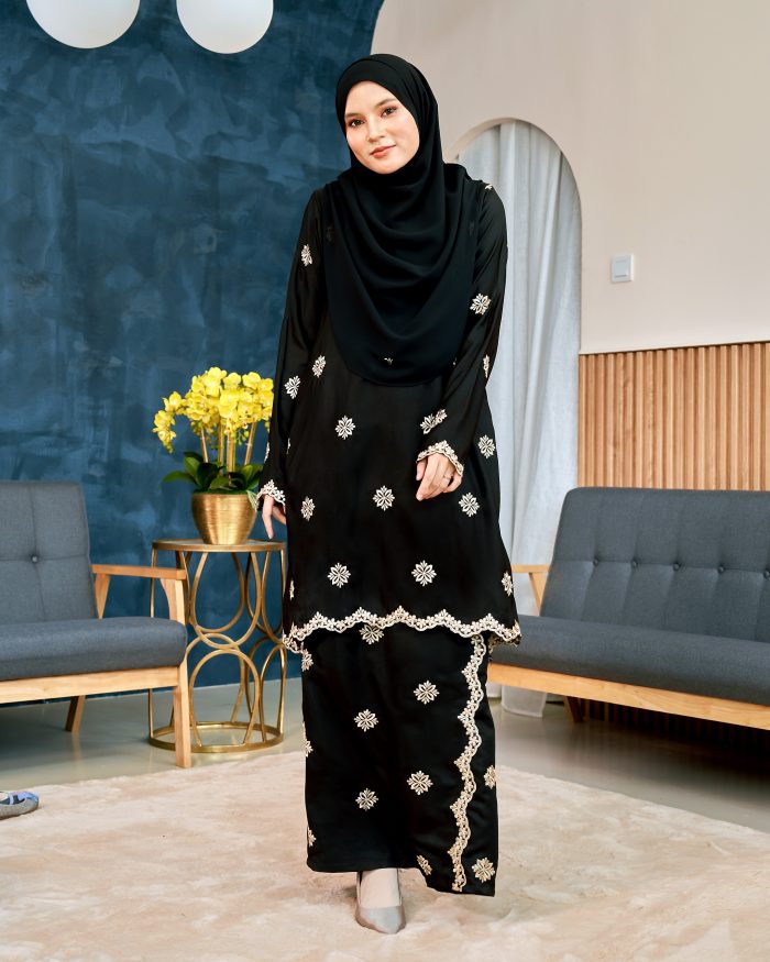 Baju Kurung Sulam Songket Tun Lestari - Anggerik Black - Image 2