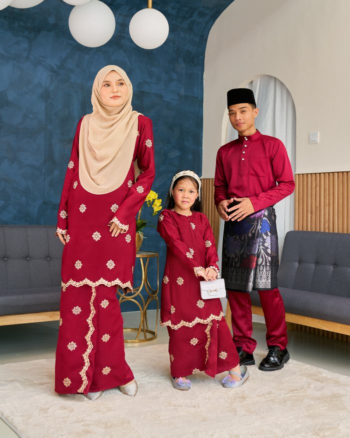 Baju Kurung Sulam Songket Tun Lestari - Anggerik Maroon - Image 8