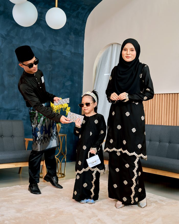 Baju Kurung Sulam Songket Tun Lestari - Anggerik Black - Image 7